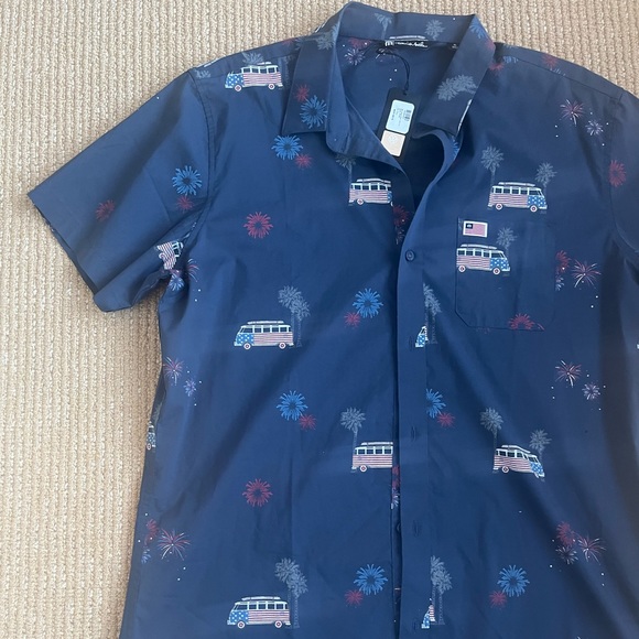 Travis Mathew Men's What Goes Up Button Up Blue American Flag Fireworks Size XL - Picture 7 of 12
